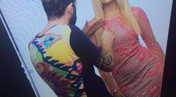 Δείτε την backstage φωτογράφηση της Χριστιάνας Αριστοτέλους για το "Feel Fantastic" και της εκπομπής "Για Σένα"