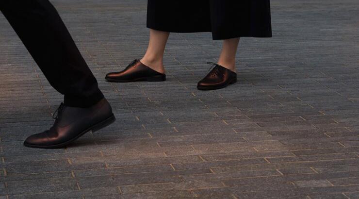  Υποδήματα της COS