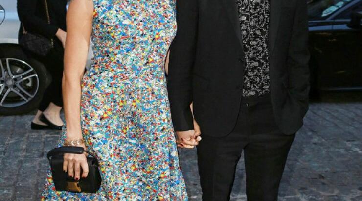 Επανασύνδεση για επώνυμο ζευγάρι