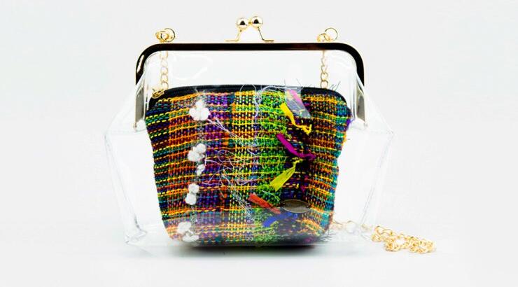 Οι πιο παιχνιδιάρικες τσάντες της σεζόν φέρουν την υπογραφή ενός κυπριακού brand