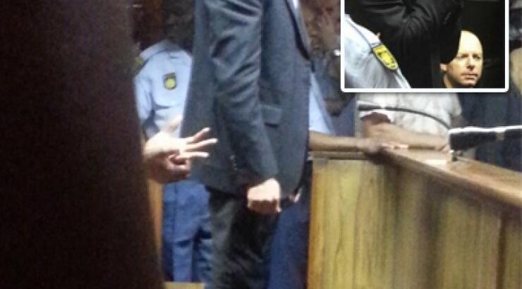 Ο Πιστόριους είναι τρελός με τα όπλα και ονειρευόταν να πυροβολήσει ληστή στο σπίτι του!