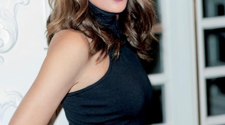 Σμαράγδα Καρύδη: «Δεν διανοούμαι να είμαι με κάποιον που να μη γίνεται λίγο καραγκιόζης»