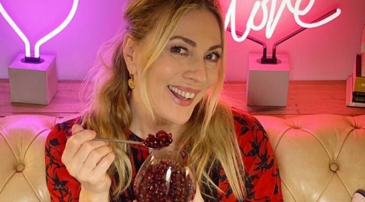 Σμαράγδα Καρύδη: Έκοψε τα μαλλιά της και το αποτέλεσμα θα σε εντυπωσιάσει [εικόνα]