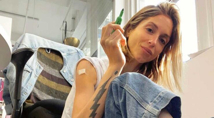 Σοφία Καρβέλα: Μας έβαλε στο σαλόνι της στη Νέα Υόρκη! [εικόνα]