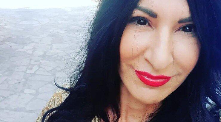 Βαλεντίνα Σοφοκλέους: Άρχισε τα μπάνια και ποζάρει με σέξι μπικίνι! [εικόνες]