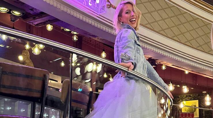 Σόλια Κυπριανού: Το outfit στο Λονδίνο με τάση που θα δούμε και το 2024