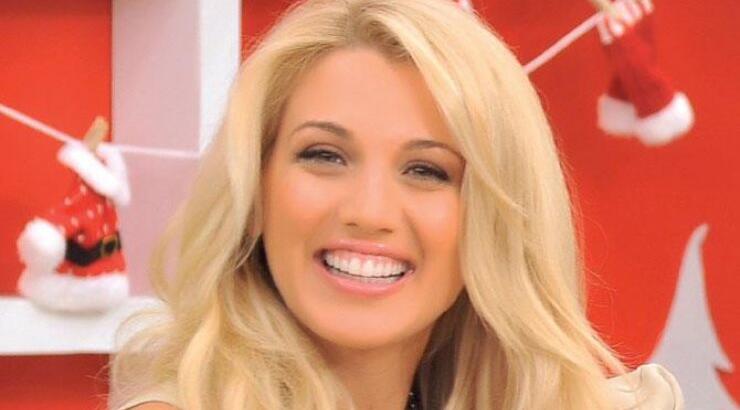 Δείτε την Κωνσταντίνα Σπυροπούλου με πολλά κιλά παραπάνω!