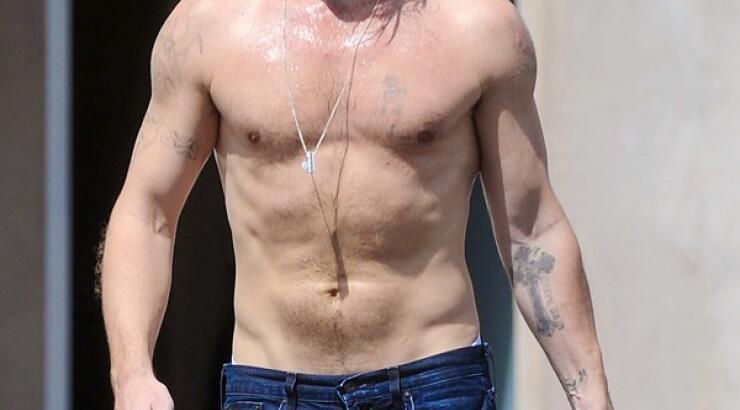 Αναστάτωση προκαλεί σταρ του Hollywood με τις ημίγυμνες φωτογραφίες του [εικόνες]