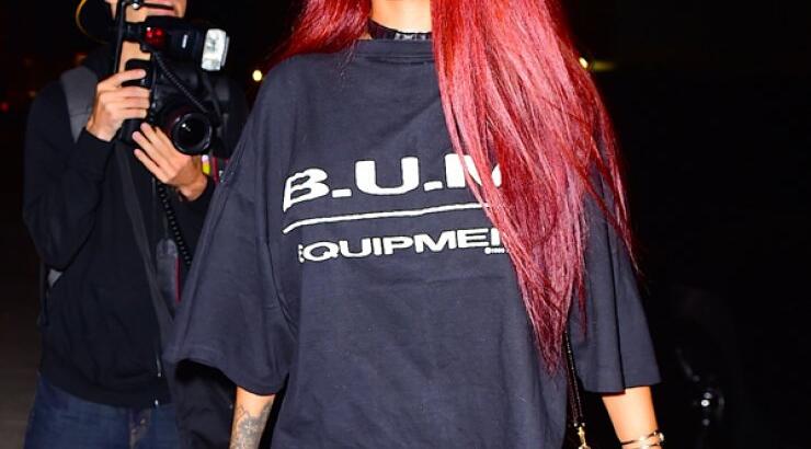 Δείτε την κανούρια Rihanna που κυκλοφορεί [εικόνες]