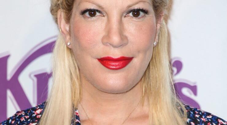 Tori Spelling: Η κριτική που δέχτηκε για τα κιλά της [εικόνες]
