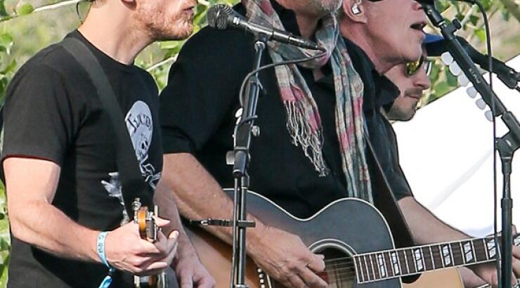 Από ηθοποιός τώρα και τραγουδιστής [εικόνες]