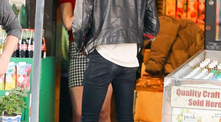 Dakota Johnson: Η έκπληξη που της επεφύλαξε ο αγαπημένος της [εικόνες]