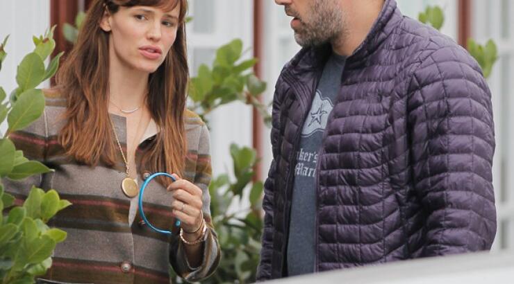 Καυγαδάκι στη μέση του δρόμου για διάσημο ζευγάρι [εικόνες]