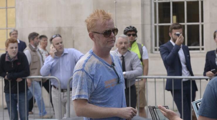 Δείτε ποιος αντικατέστησε τον απολυθέντα παρουσιαστή του ‘’Top Gear’’ [εικόνες]