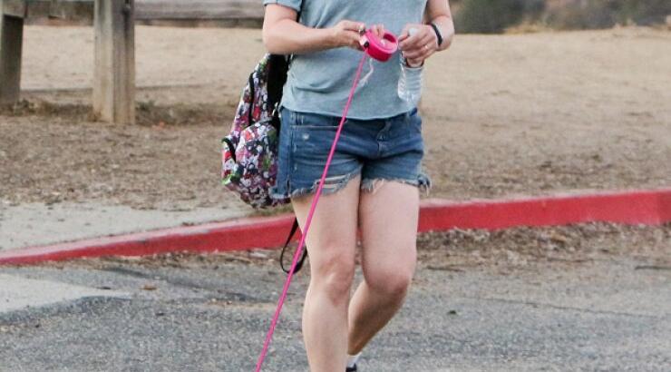 Mila Jovovich: Ξανά fit μετά τη γέννηση της κόρης της [εικόνες]