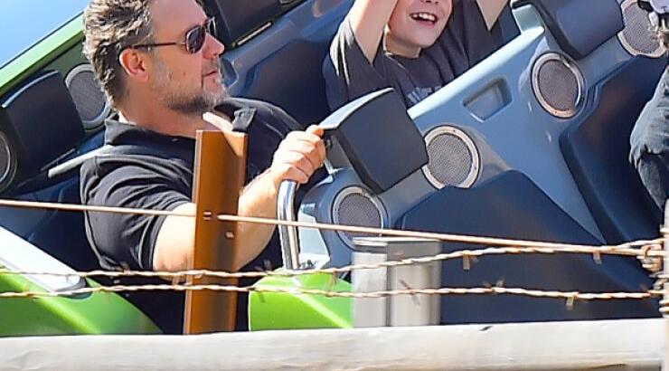 Δείτε πως γιόρτασε τα γενέθλια του γιου του ο Russell Crowe [εικόνες]