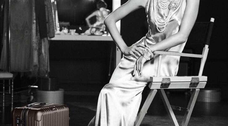 Alesandra Ambrosio: Σε ποια διαφημιστική καμπάνια είναι το βασικό πρόσωπο; [εικόνες]