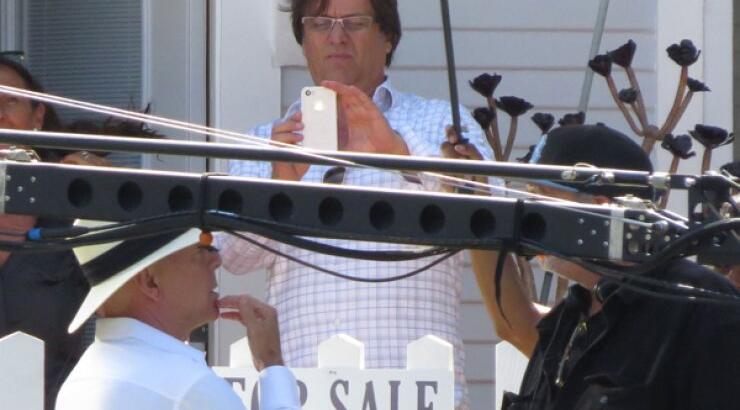 Απίστευτο! Ο Bruce Willis προσέλαβε κάποιον για να του... [εικόνες]