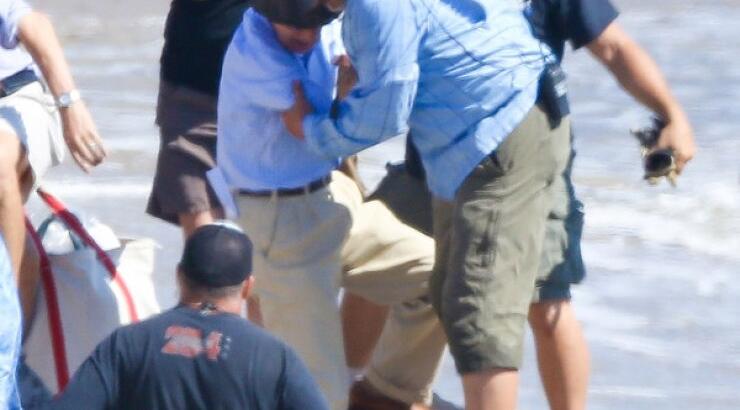 Η θεαματική τούμπα διάσημου ηθοποιού πάνω σε βράχους [εικόνες]