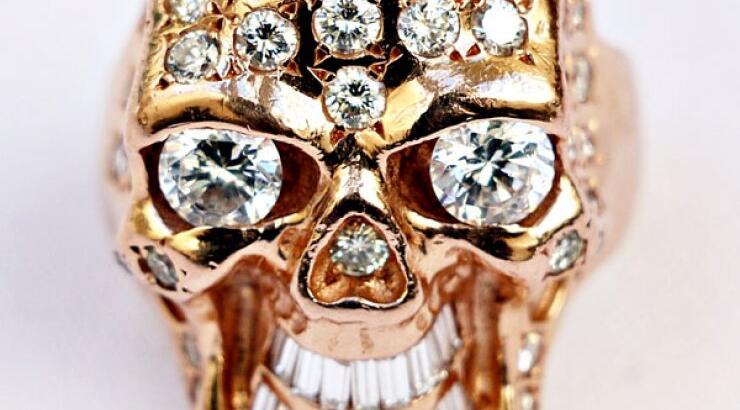 Το δαχτυλίδι που ενώνει τον Sylvester Stallone και τον Arnold Schwarzenegger [εικόνες]