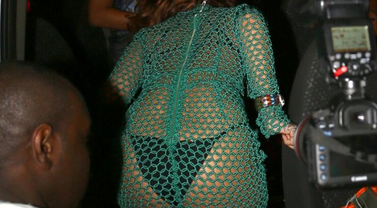 H Rihanna και το διχτυωτό φόρεμα [εικόνες]