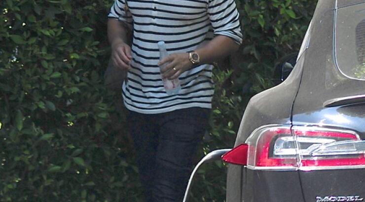 Είναι γεγονός! Διάσημος τραγουδιστής θα γίνει πατέρας [εικόνες]