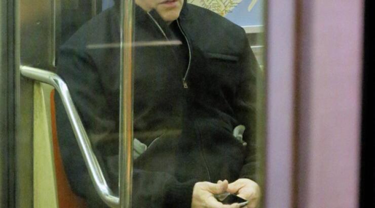 O πασίγνωστος σταρ που χρησιμοποιεί το μετρό [εικόνες]
