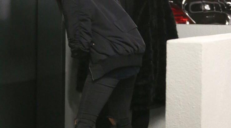 Έχει κέφια η Kim Kardashian [εικόνες]