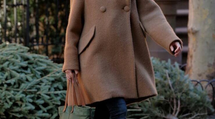 Ποια σταρ του Hollywood περιμένει το τρίτο της παιδί; [εικόνες]