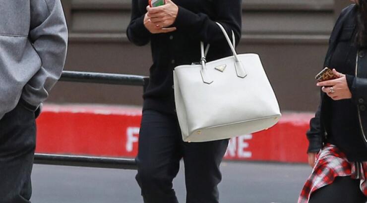 Δείτε την Eva Mendes για πρώτη φορά μετά τη γέννηση του μωρού της [εικόνες]