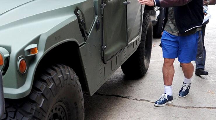 Ποιος διάσημος σταρ αλλάζει τα αυτοκίνητα σαν τα πουκάμισα; [εικόνες]