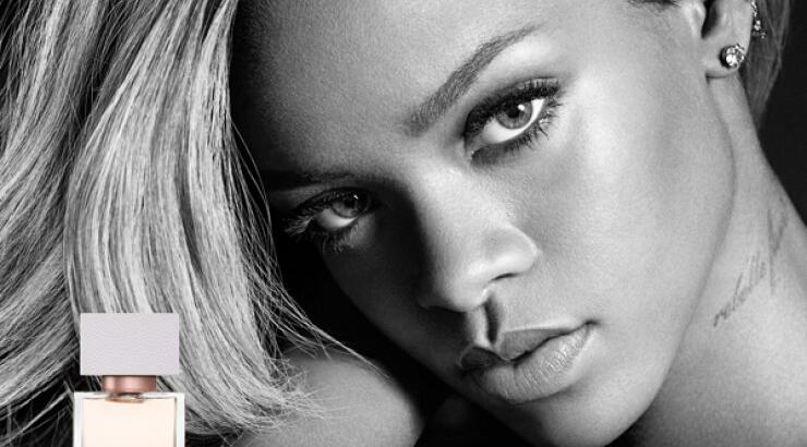 Κυκλοφόρησε το νέο άρωμα της Rihanna [εικόνες]