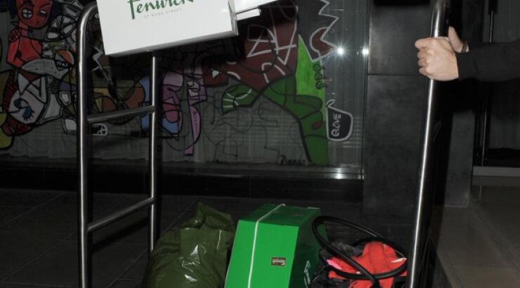 Πόσα ψωνίζει η Paris Hilton κάθε φορά που πάει shopping; [εικόνες]