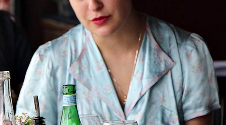 Η κόρη διάσημης ηθοποιού ξύρισε όλο το κεφάλι της [εικόνες]