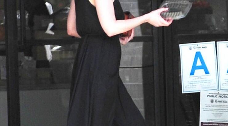 Φήμες για εγκυμοσύνη πασίγνωστης ηθοποιού του Hollywood [εικόνες]