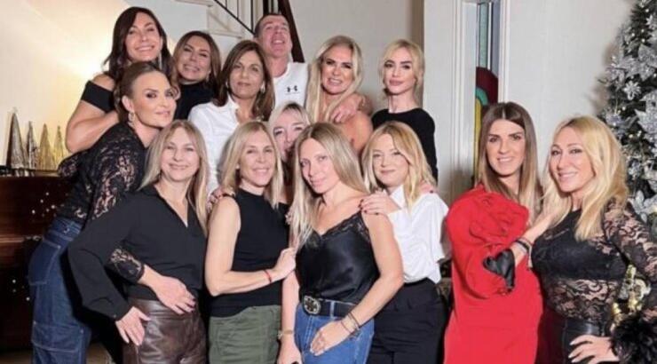 Στάλω Ηλία: Το λαμπερό pre-Christmas πάρτι στο σπίτι της στη Λάρνακα [εικόνες & βίντεο]