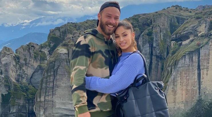 Στέφανος Μιχαήλ: Το φιλί με την αγαπημένη του που προδίδει τον έρωτα τους! [εικόνες]