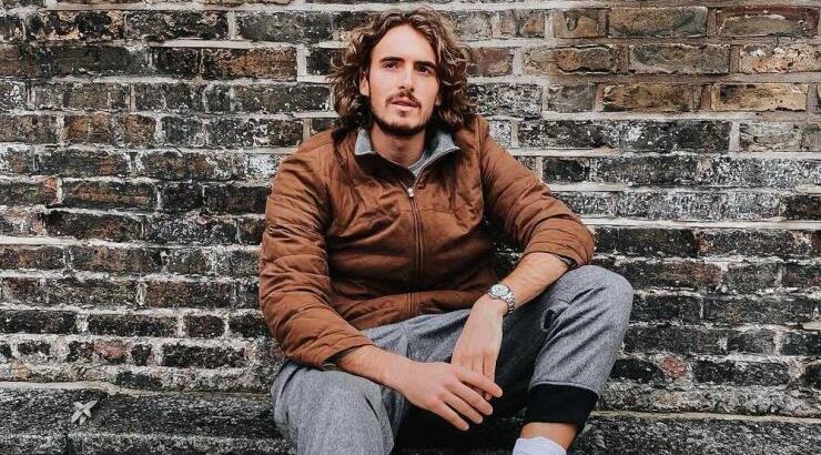 Έχετε δει την όμορφη σύντροφο του Στέφανου Τσιτσιπά;