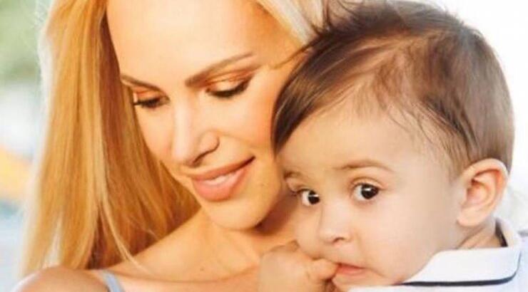 Στέλλα Δημητρίου: Ο γιος της Νικόλας έχει γιορτή και του ευχήθηκε με αδημοσίευτες εικόνες 