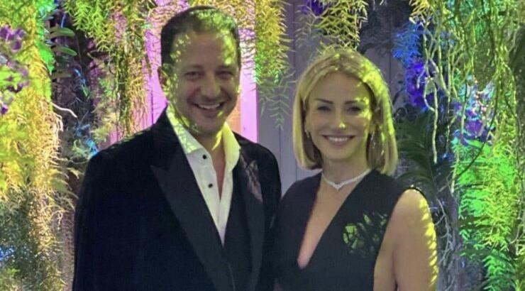 Χρύσανθος Τσουρούλλης: Έστειλε δεκάδες τριαντάφυλλα στην Έμιλυ Γιολίτη που δεν είχε που να τα βάλει [εικόνες]