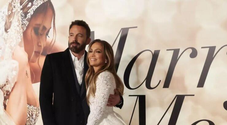 Jennifer Lopez - Ben Affleck: Παντρεύτηκαν για δεύτερη φορά με θρησκευτικό γάμο! Oι πρώτες εικόνες