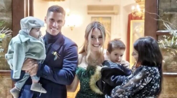 Πιέρος Σωτηρίου - Μαρία Κορτζιά: Βάφτισαν τον γιο τους Γιώργο [εικόνες]