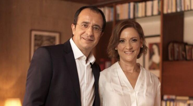 Εντυπωσιακή η Φιλίππα Καρσερά στο γάμο του γιου της βασίλισσας Ράνια [εικόνες]