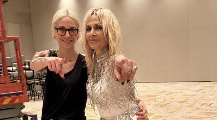 Άννα Βίσση - Σοφία Καρβέλα: Διακοπές στη Λεμεσό - Τα τρυφερά στιγμιότυπα μαμάς και κόρης [εικόνες]