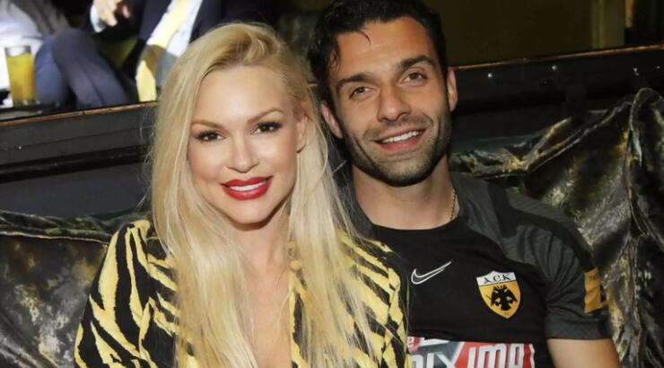 Βίκυ Κάβουρα: Δημοσίευσε την πρώτη φωτογραφία με φουσκωμένη κοιλιά 