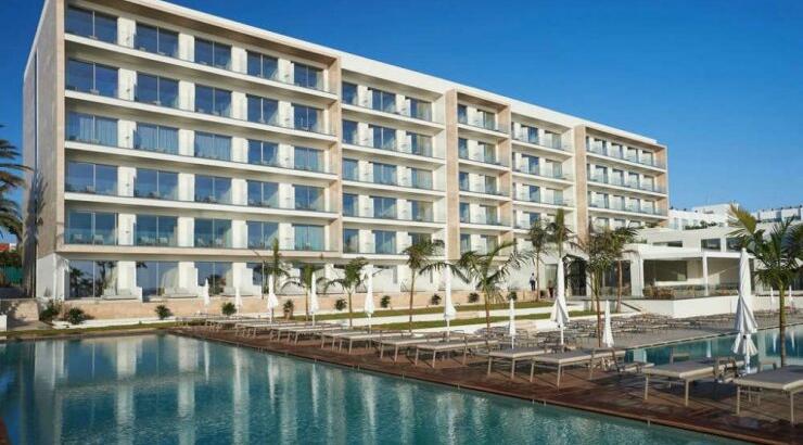 Sunrise Jade: Ένα πολυτελές ξενοδοχείο Adults Only!