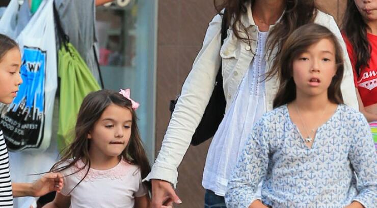 Η Suri Cruise μεγάλωσε!