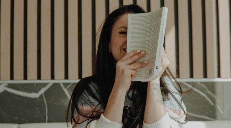 Γιατί οι ευφυείς γυναίκες δυσκολεύονται να βρουν σύντροφο;