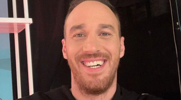 Τάσος Θεοδώρου: Είδαμε για πρώτη φορά φωτογραφία από την παιδική του ηλικία