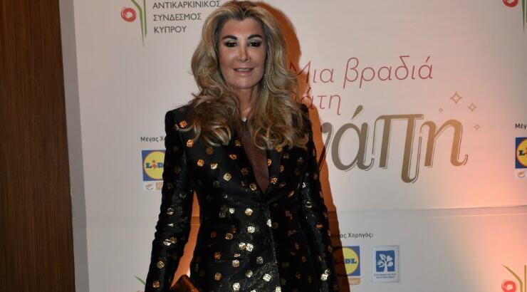 Τερέζα Ηλιάδη: Με black & gold suit εντυπωσιάζει